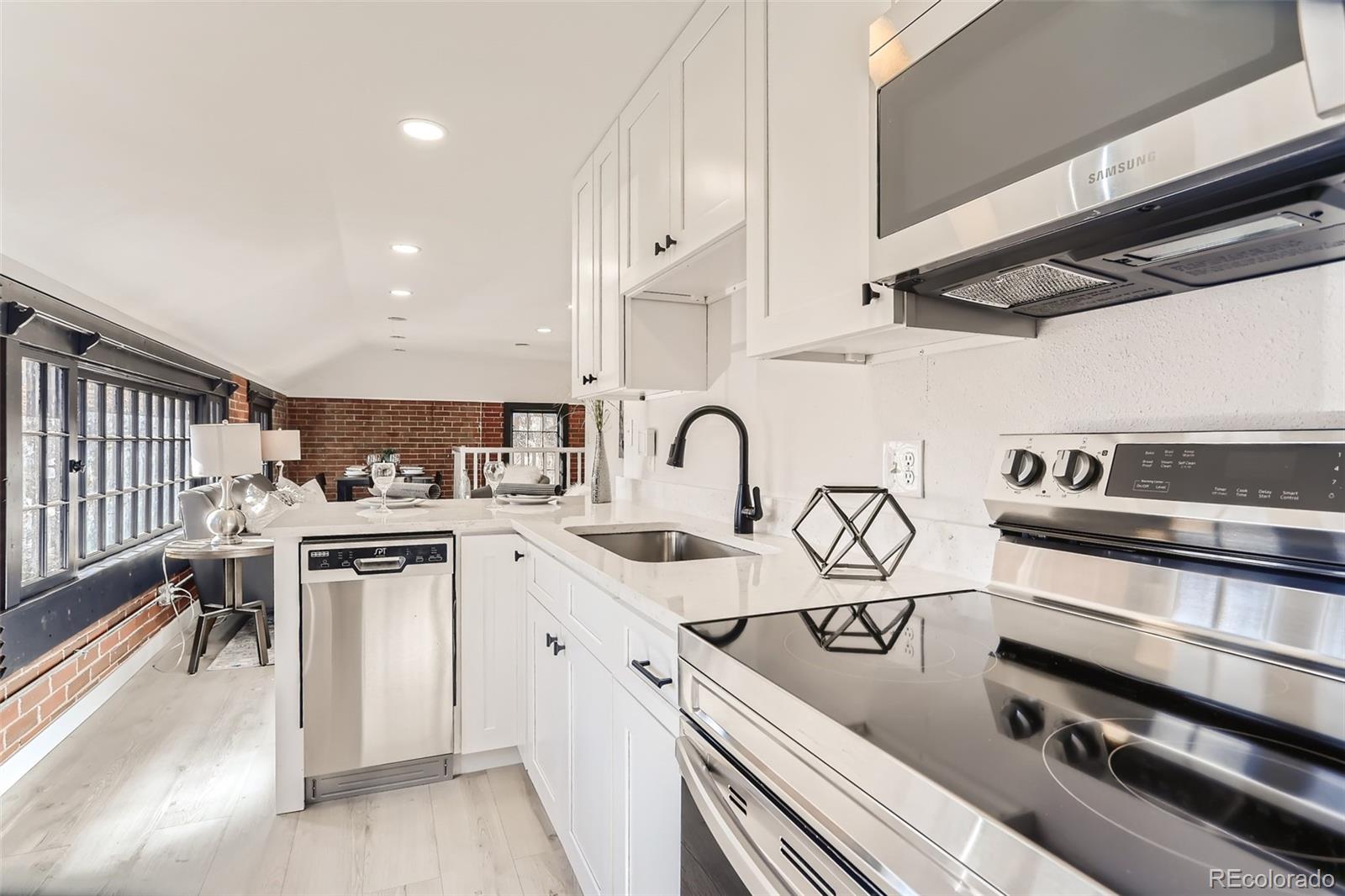 2315 11th Kitchen
